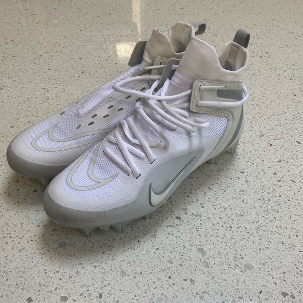 New Nike Alpha Huarache 8 elite cleats- white